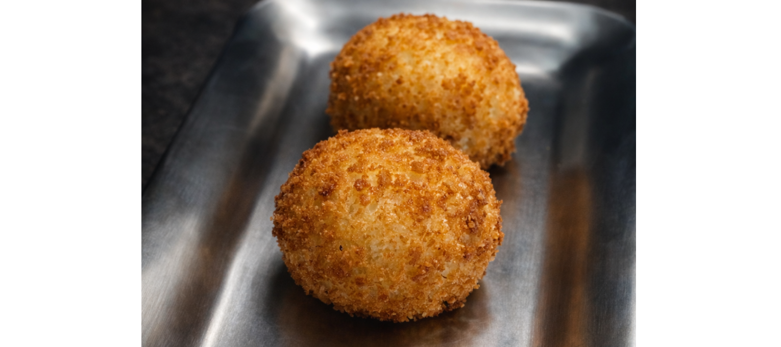 CROQUETA CREMOSA DE CABRALES Y PERA
